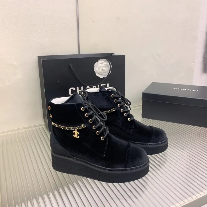 Chanel women _Boots shoes eur 35-40