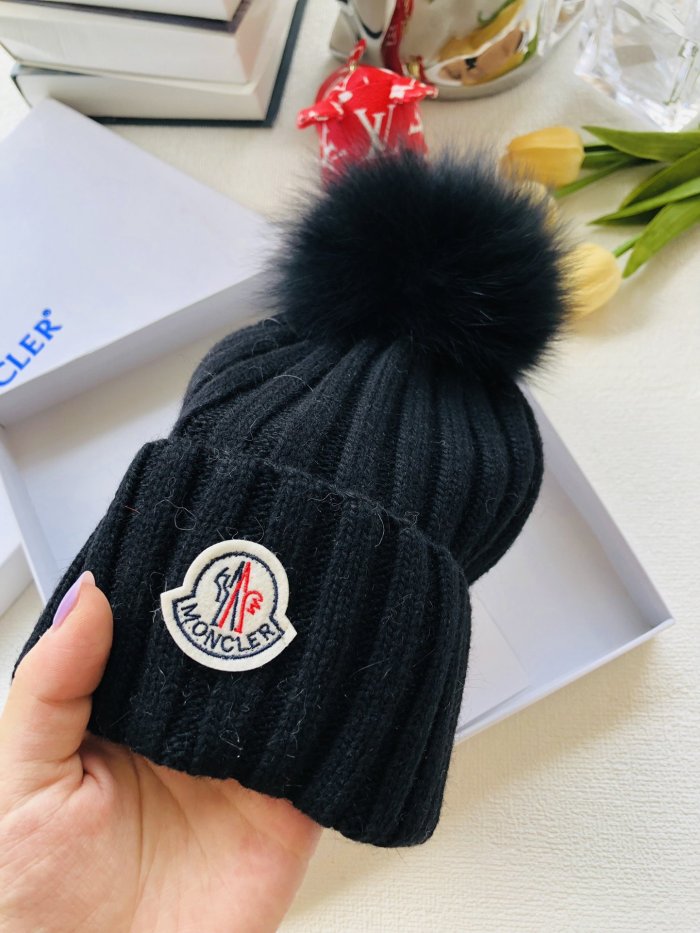 MONCLER Hats