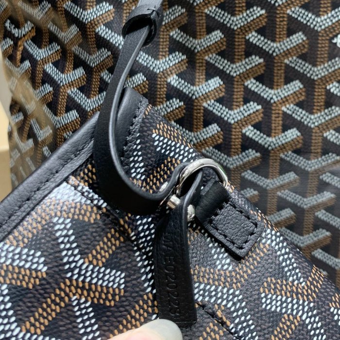 Goyard bags