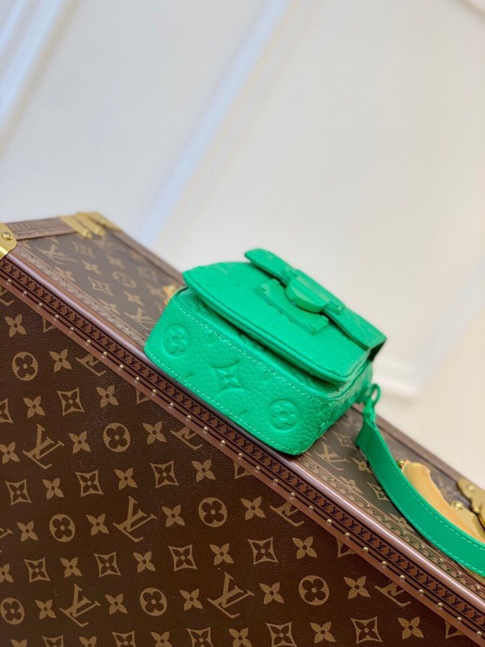 LOUIS VUITTON bags