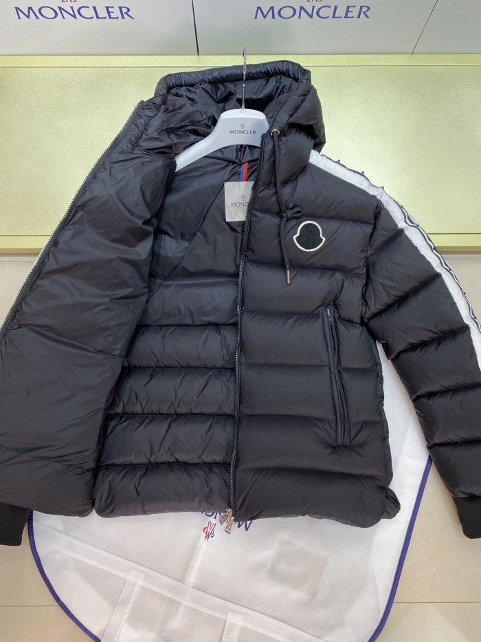 MONCLERDown Jacke Size：1-5