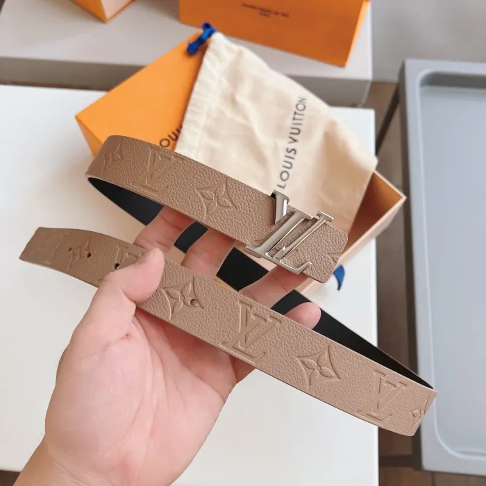 LOUIS VUITTON Belt