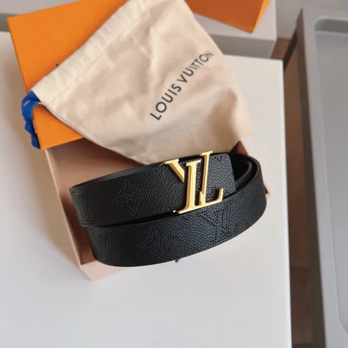 LOUIS VUITTON Belt