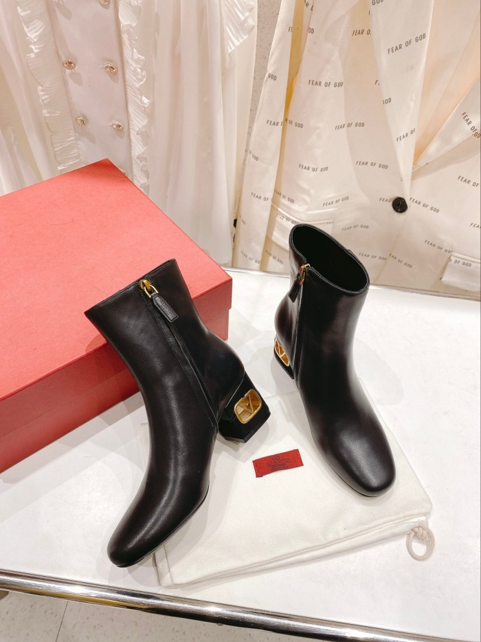 Valentino women _Boots shoes eur 35-40