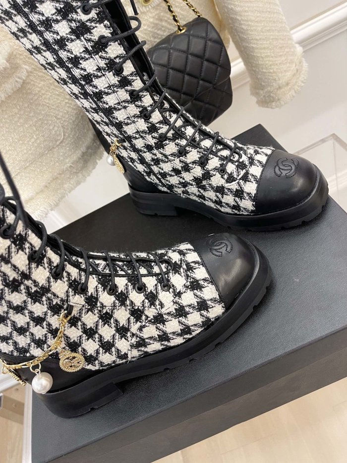 Chanel women _Boots shoes eur 35-41