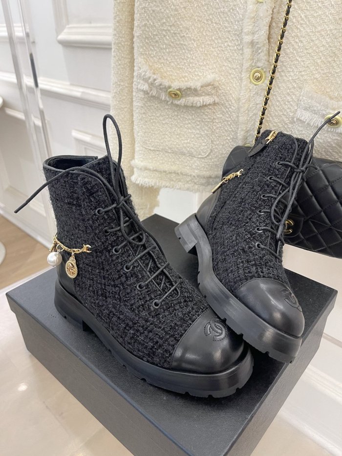 Chanel women _Boots shoes eur 35-41