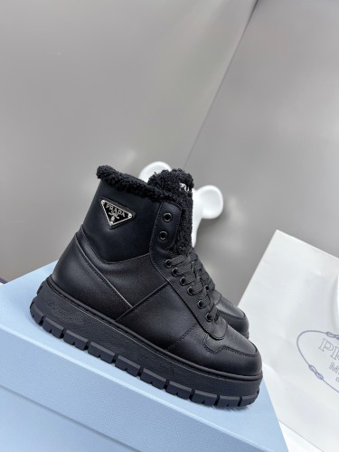 Prada women _Boots shoes eur 35-40