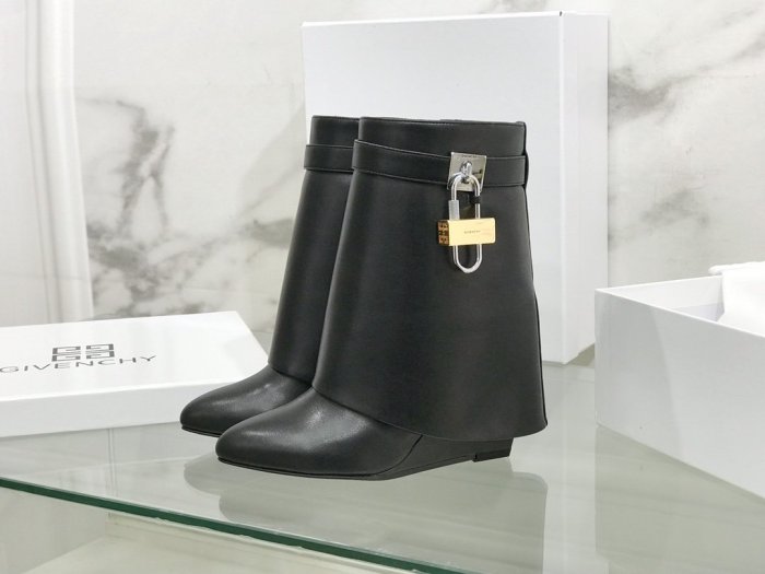 GIVENCHY women _Boots shoes eur 35-40