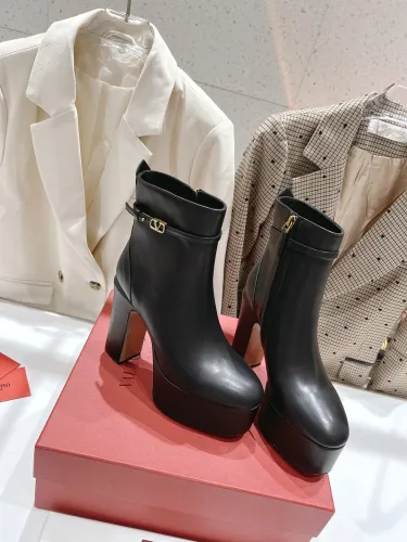 Valentino women _Boots shoes eur 35-40