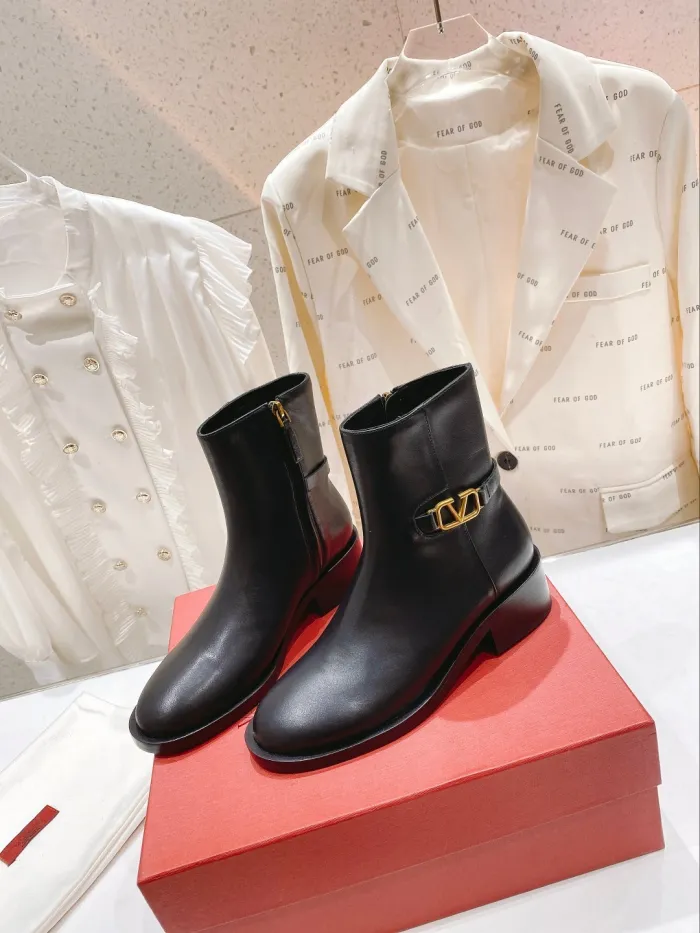 Valentino women _Boots shoes eur 35-40