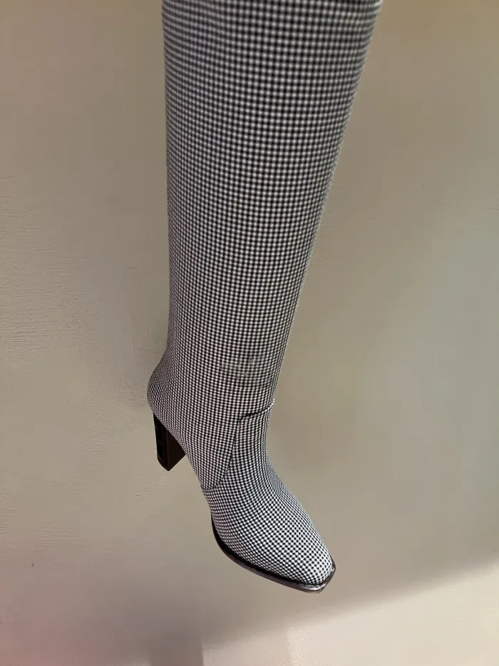 Fendi women _Boots shoes eur 35-40
