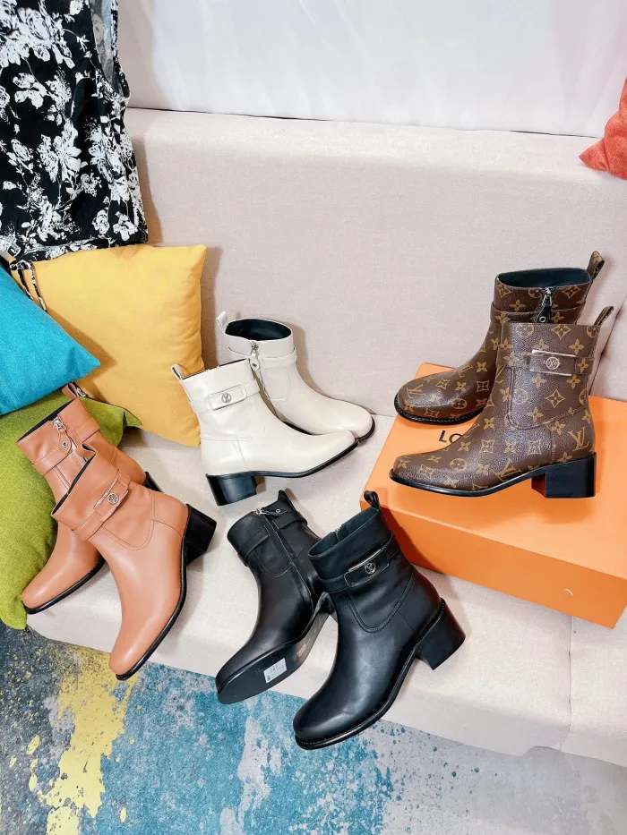 LOUIS VUITTON women _Boots shoes eur 35-41