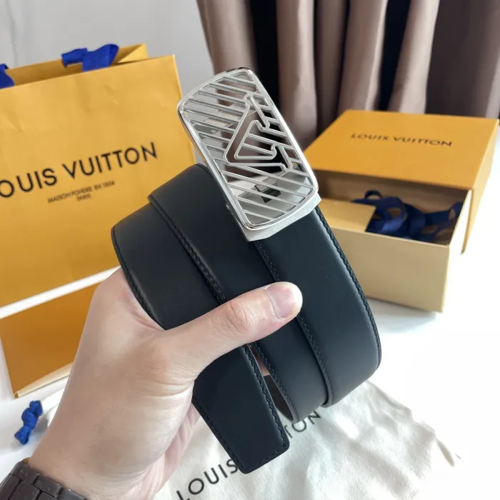 LOUIS VUITTON Belt