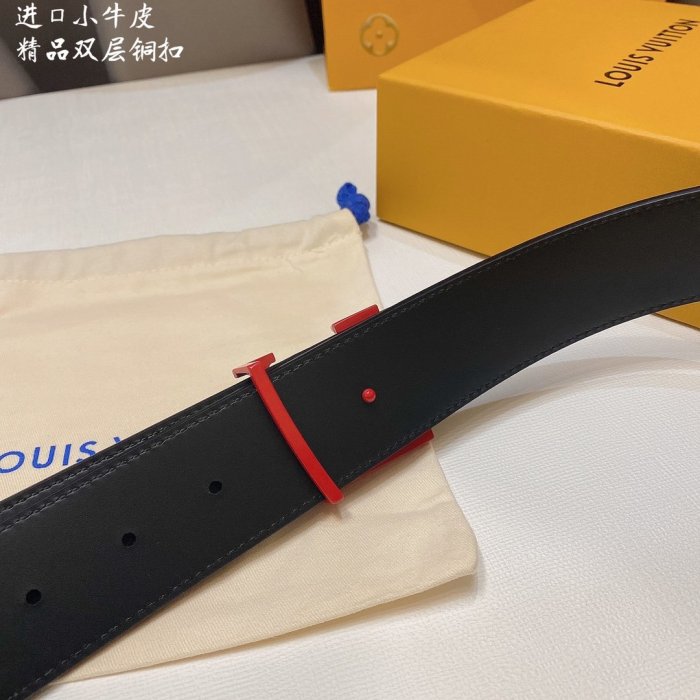 LOUIS VUITTON Belt