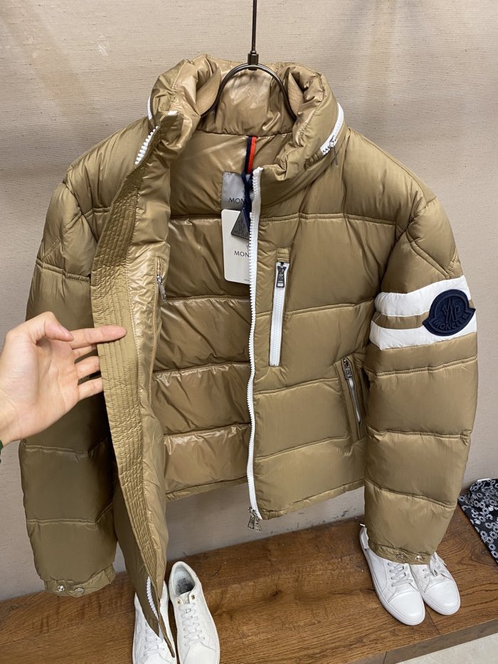 MONCLER Down Jacket size：1-4