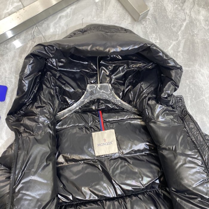 MONCLER Down Jacket size：1-4