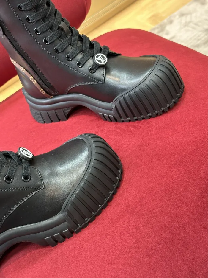 LOUIS VUITTON women _Boots shoes eur 35-41