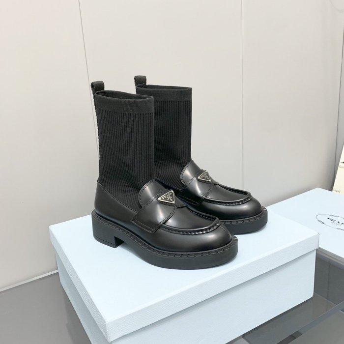 Prada women _Boots shoes eur 35-40