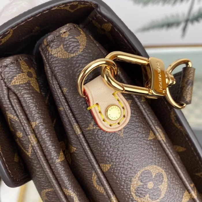 LOUIS VUITTON bags