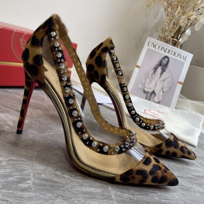 Christian Louboutin Women_Slippers/Sandals shoes eur 35-41