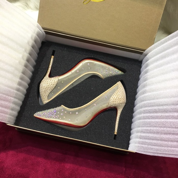 Christian Louboutin Women_Slippers/Sandals shoes eur 35-41