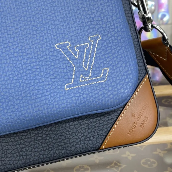 LOUIS VUITTON bags