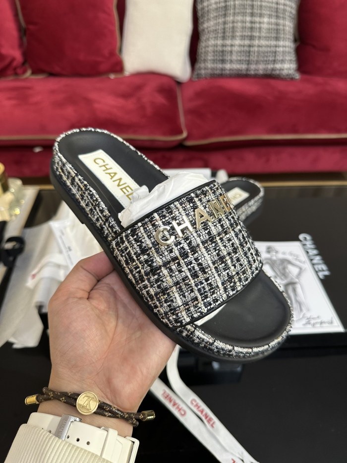 Chanel women _Sandals/Slippers shoes eur 35-40