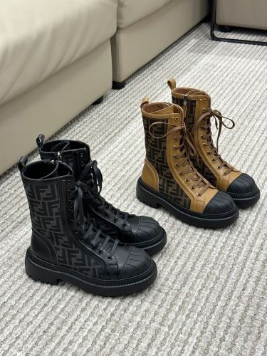 Fendi women _Boots shoes eur 35-41