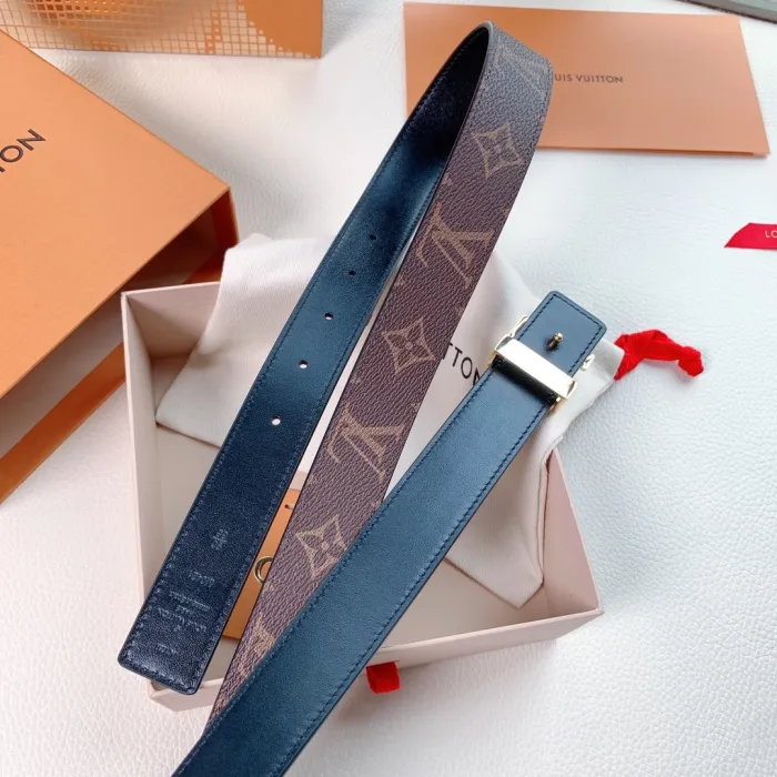 LOUIS VUITTON Belt