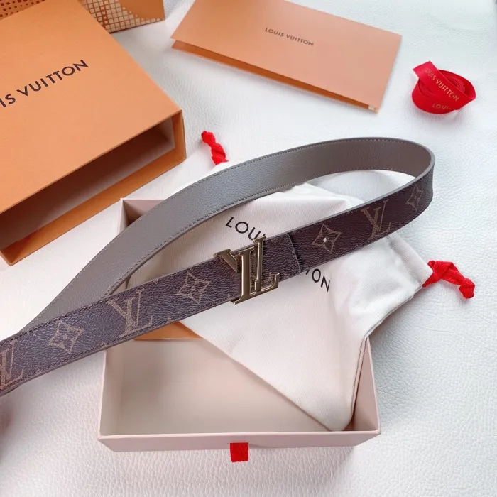 LOUIS VUITTON Belt
