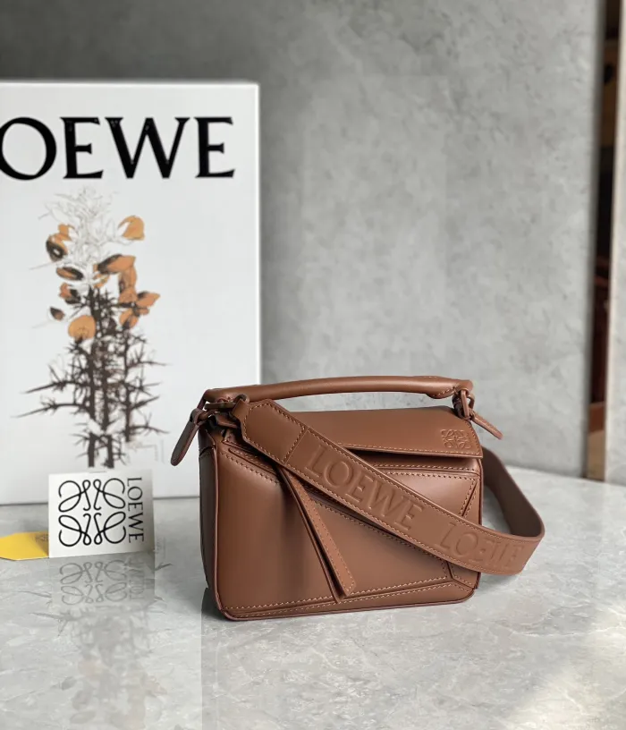 LOEWE bags