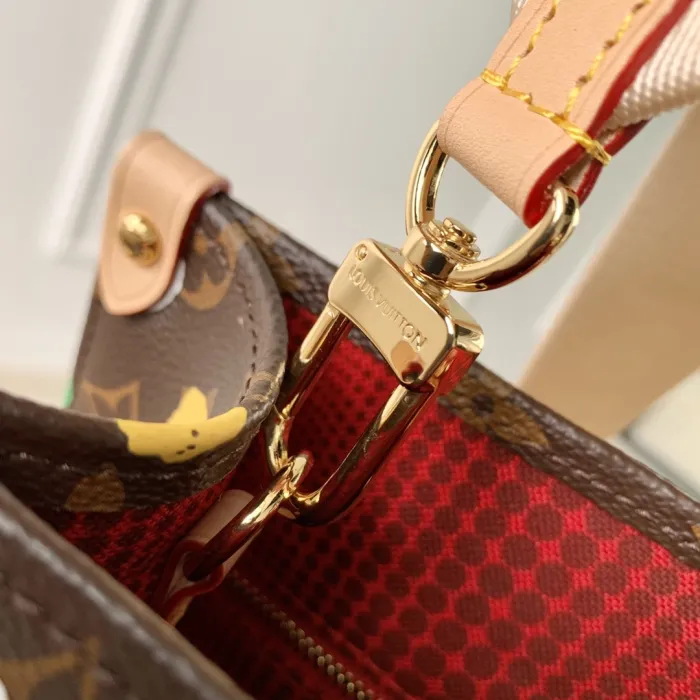 LOUIS VUITTON bags