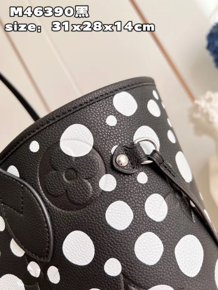 LOUIS VUITTON bags