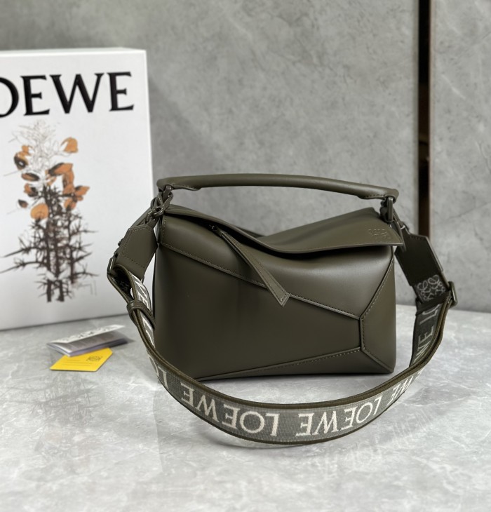 LOEWE bags