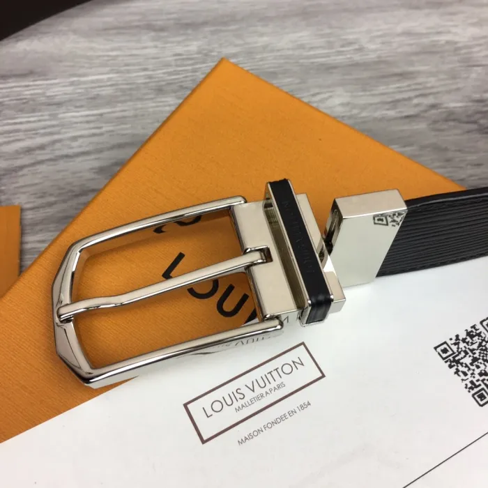 LOUIS VUITTON Belt