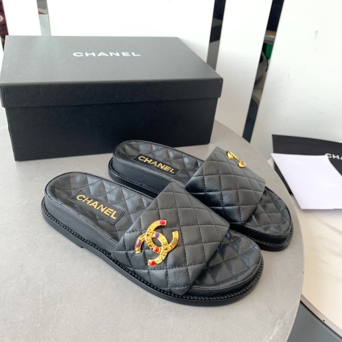 Chanel Women_Slippers/Sandals shoes eur 35-41