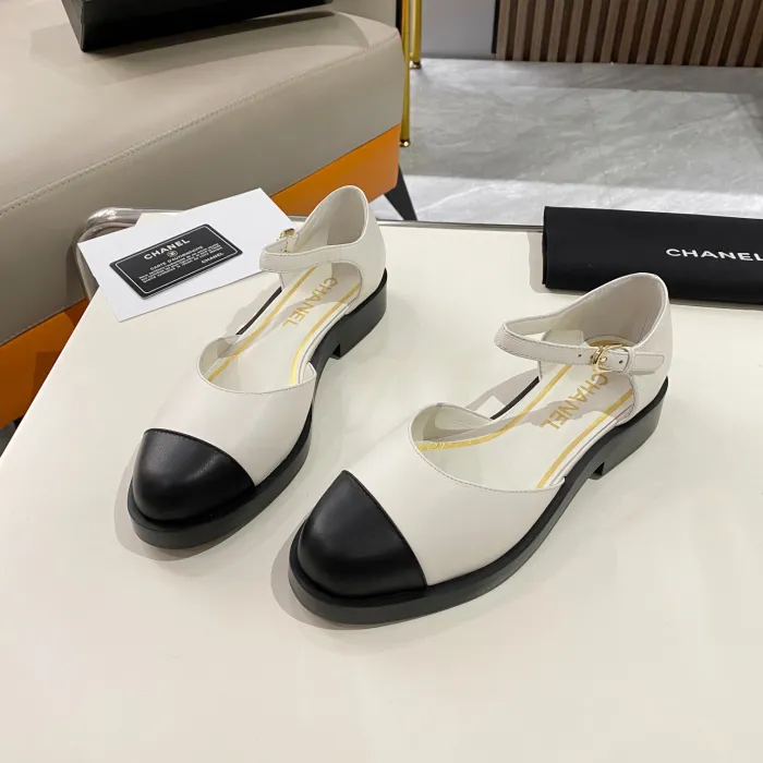 Chanel Women_Slippers/Sandals shoes eur 35-40