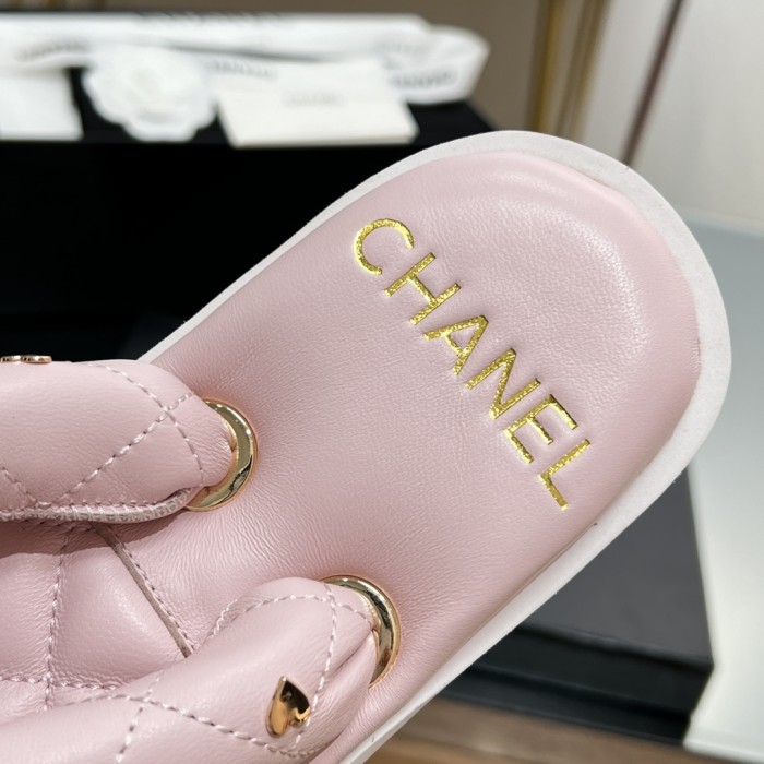 Chanel Women_Slippers/Sandals shoes eur 35-40