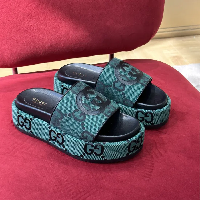 Gucci Women_Slippers/Sandals shoes eur 35-41