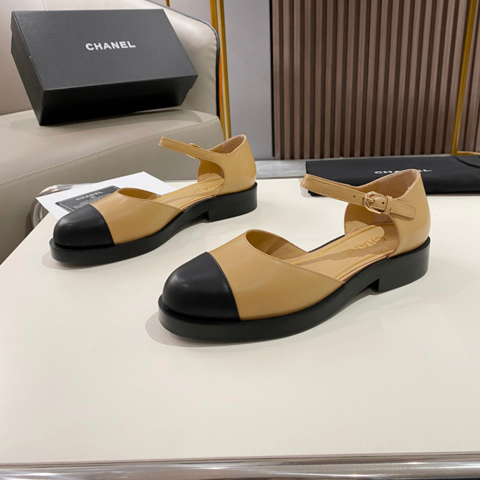 Chanel Women_Slippers/Sandals shoes eur 35-40