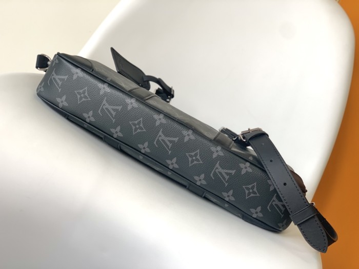 LOUIS VUITTON bags