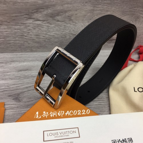 LOUIS VUITTON Belt