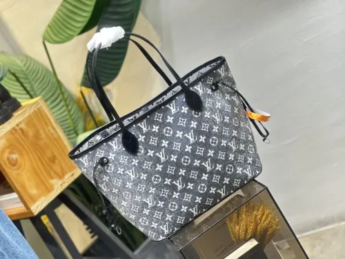 LOUIS VUITTON bags