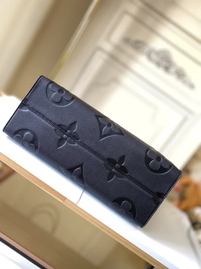 LOUIS VUITTON bags