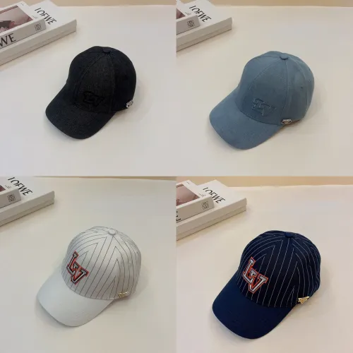LOUIS VUITTON Hats