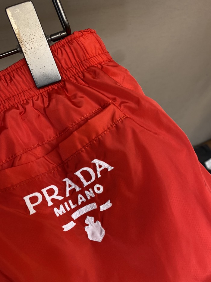 Prada pants size：S-XL