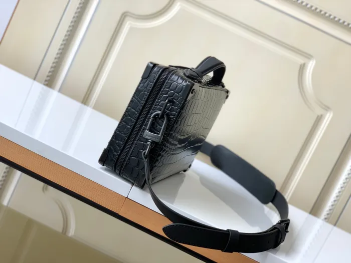 LOUIS VUITTON bags