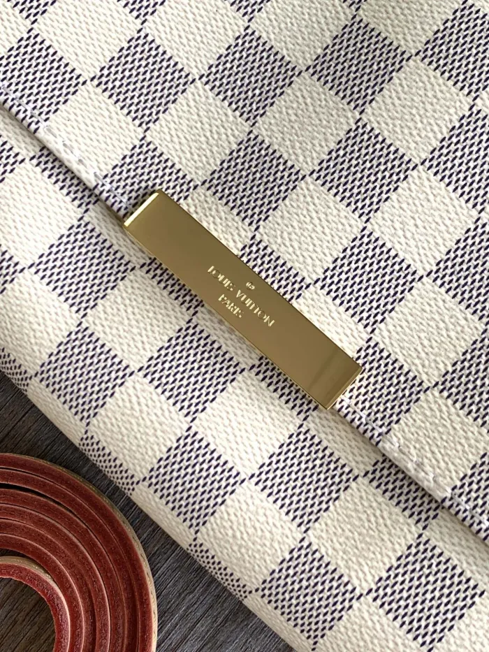 LOUIS VUITTON bags