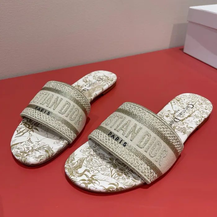 Dior Women_Slippers/Sandals shoes eur 35-41