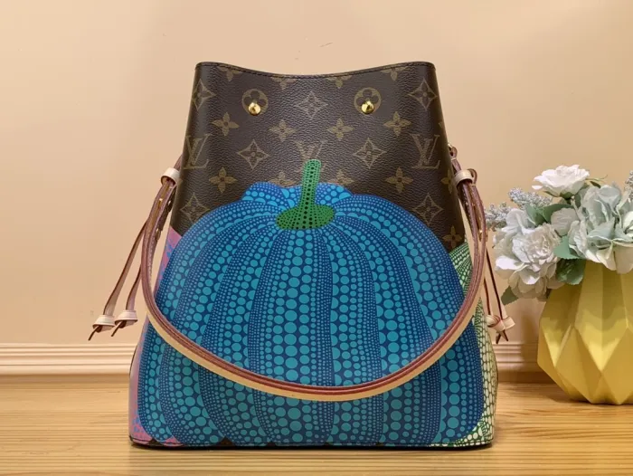 LOUIS VUITTON bags